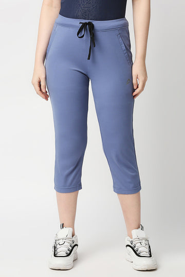 Cotton Capris For Women - Half Pants Pack Of 2 (sky Blue & Black), Ladies  Cotton Capri, महिलाओं की सूती कैपरी, वूमेन कॉटन कैपरी - Tanya Enterprises,  Ludhiana | ID: 25491865033